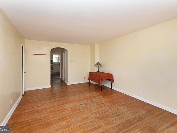 5th image of 6228 Algon Ave