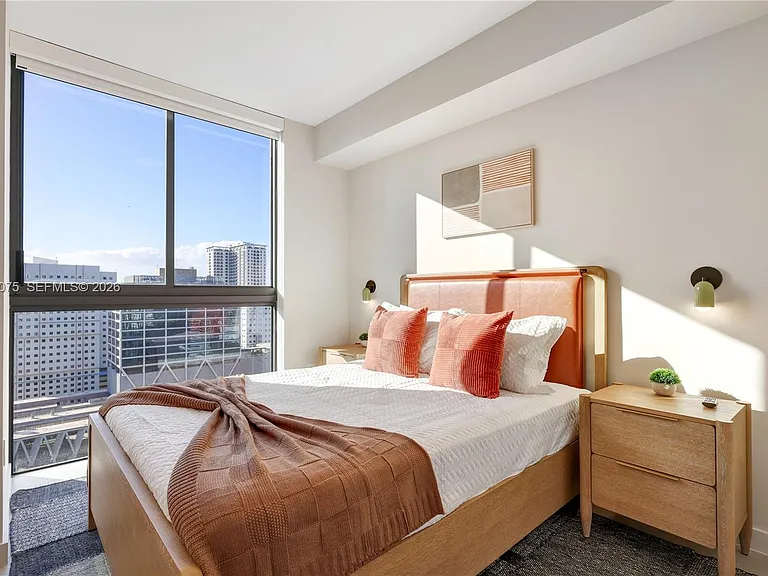 11 NE 6th St #2401 — Photo 7