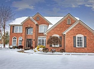 6321 Pine Cove Ln, Loveland, OH