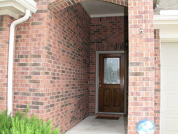 3rd image of 2755 Villa Bella Ct