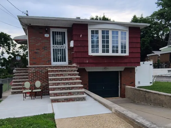 25 Seneca St, Staten Island, NY 10310