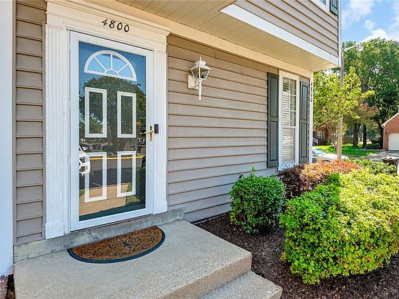 2nd image of 4800 Gatwick Dr #4800