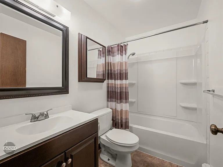1251 W Patricia Ave #4 — Photo 59