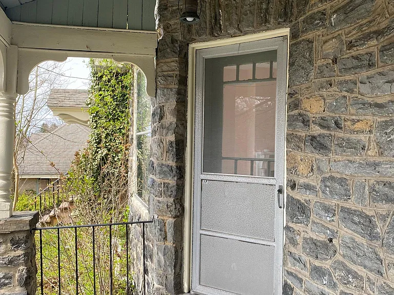 Private entrance