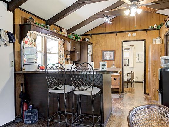 4th image of 551 Venado Valley Rd