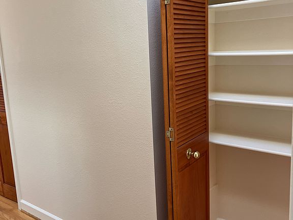 3rd image of 508 Moraga St #3
