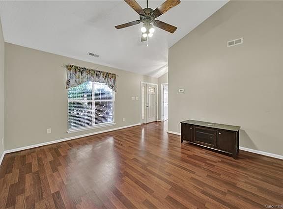 4th image of 14215 Lavender Trace Ct