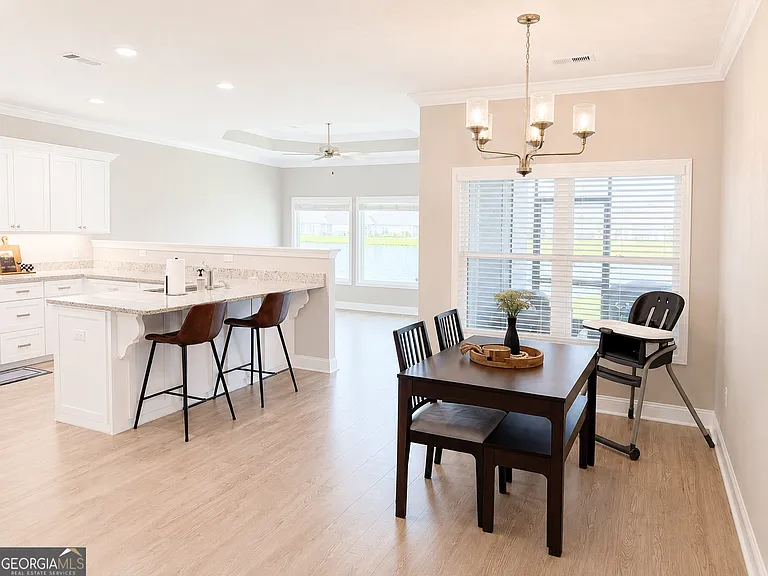 235 The Villas Way — Photo 7