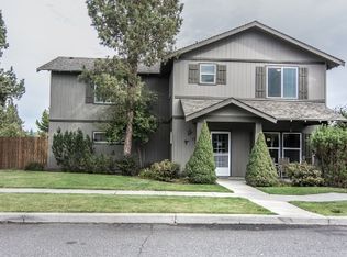 20602 Honeysuckle Ln, Bend, OR 97702