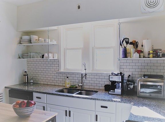2nd image of 3420 N Keeler Ave