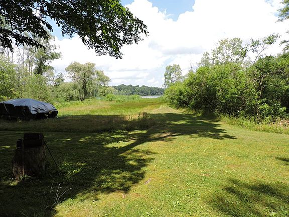 3rd image of 23434 Lake Dr
