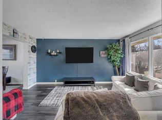 354 SE Aboyne Pl NE, Calgary, AB T2A5Y9