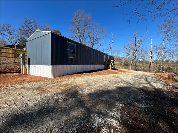 836 Jones Mill Rd, Central, SC 29630