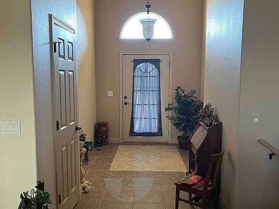 4th image of 1823 80th Ave