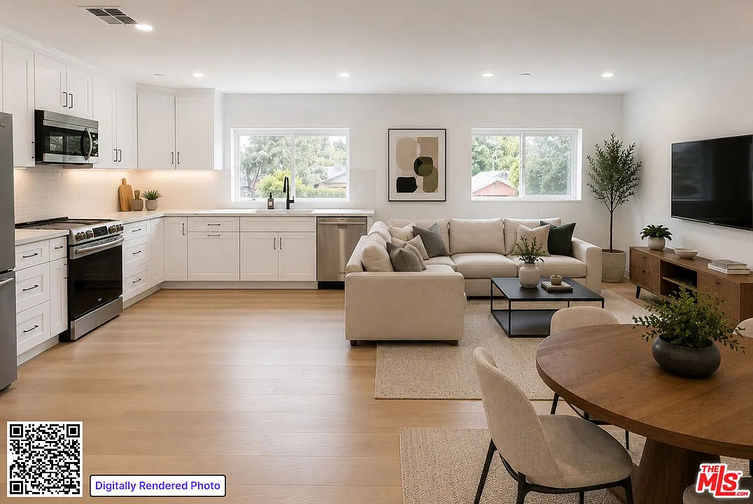 4 bed, 4.0 bath, 1595 sqft, $3,999 — Photo 2