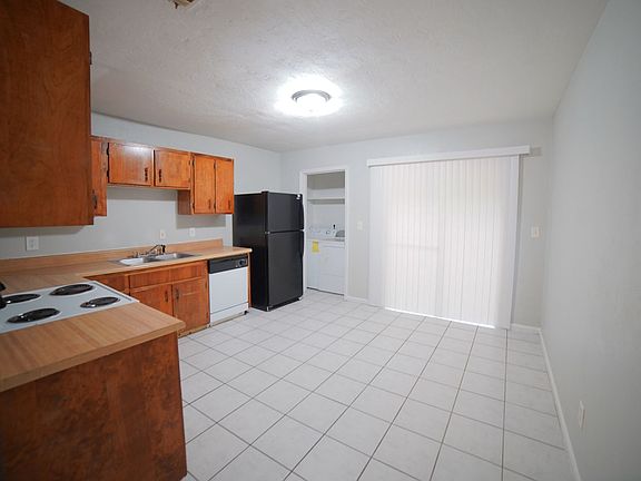4th image of 1312 Nylic St APT D