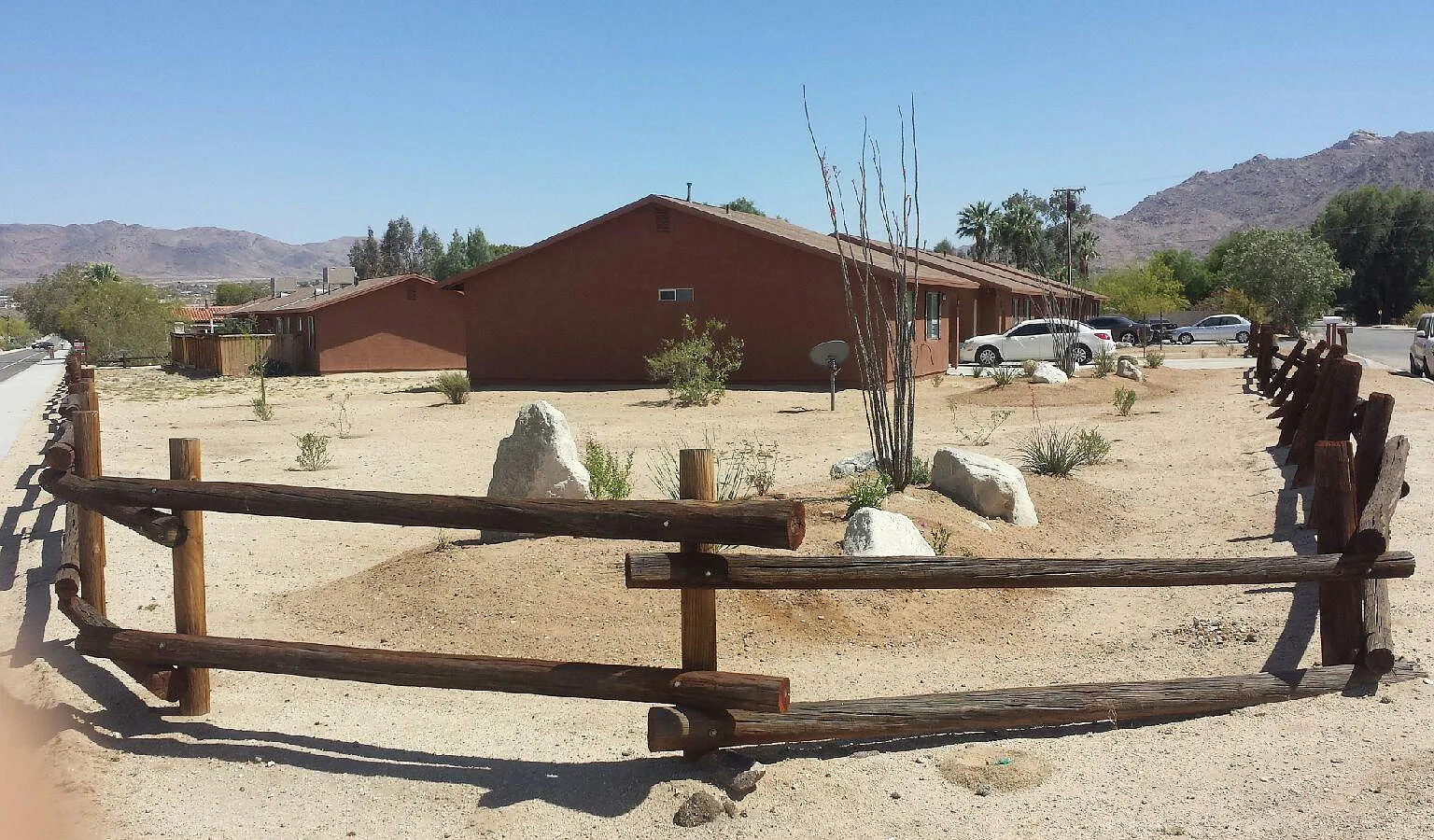 2 bed, 840 sqft, $1,200 — Photo 1