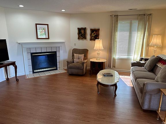 3rd image of 304 Independence Pkwy