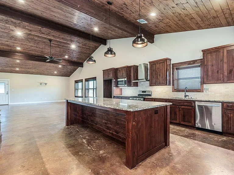 300 County Road 407 — Photo 5