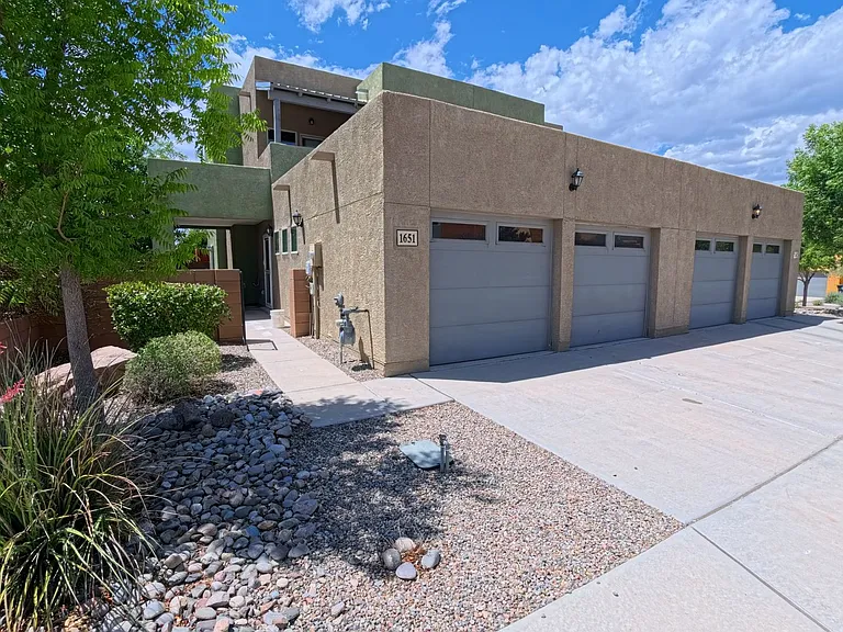 1651 Domino Dr SE — Photo 1