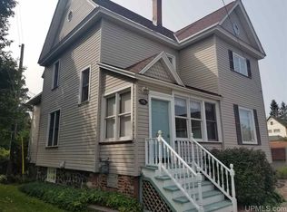 85 1st St, Laurium, MI 49913