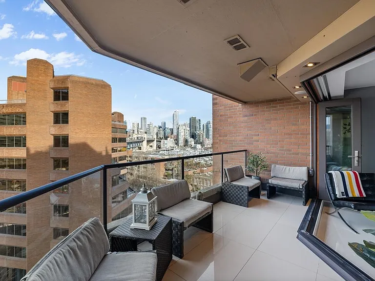 1450 Pennyfarthing Dr #805 — Photo 14