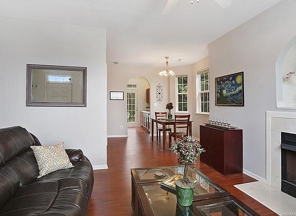 3rd image of 5904 Britt Ln #124