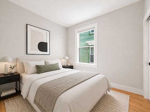 4th image of 20 Creighton St APT 3