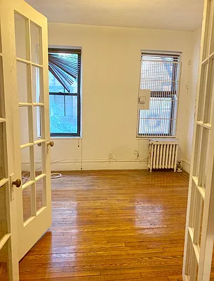 Rented by Keller Williams NYC | media 20