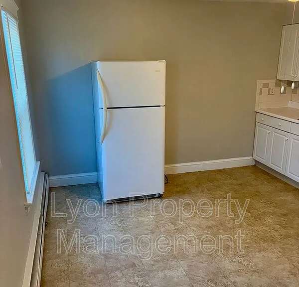 243 East St #1F — Photo 2