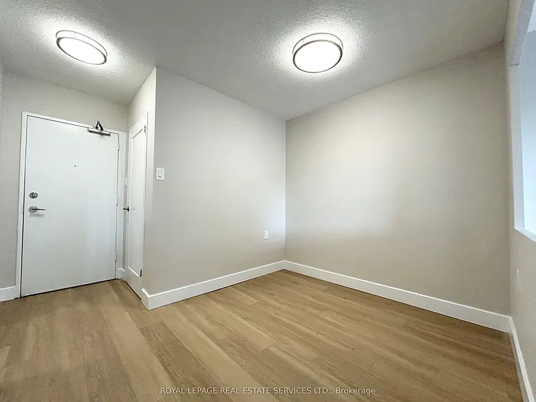 101 Millside Dr #408 — Photo 4