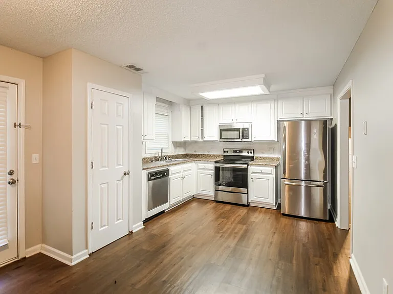 2847 James Henry Dr — Photo 8
