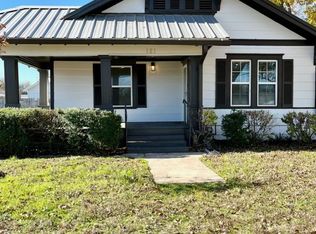 121 S Harpold St, Italy, TX 76651