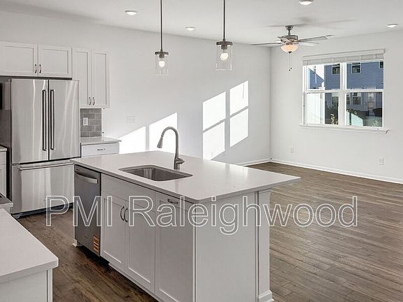 4th image of 159 Siebold St Lot 459