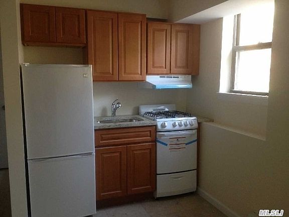 5th image of 65 W Broadway APT 9G
