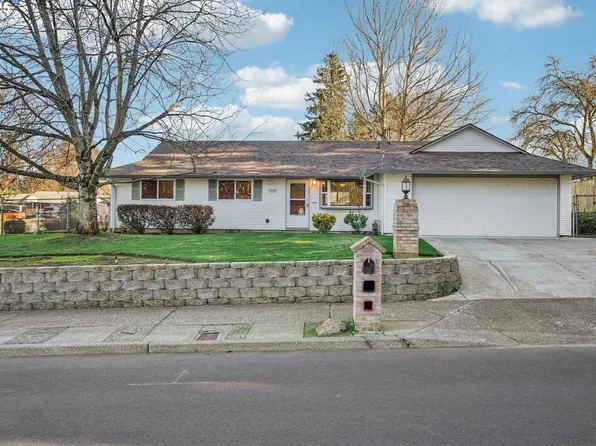 1208 SE 209th Ave, Gresham, OR 97030