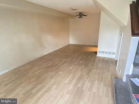 5th image of 100 E Glenolden Ave APT U9