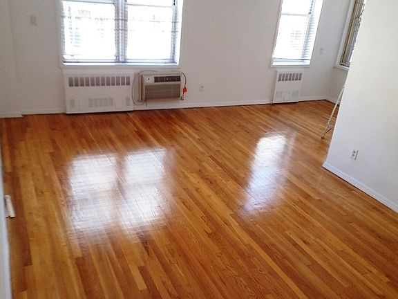 4th image of 25 W 13th St APT 2HN