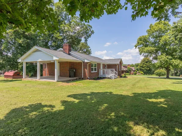 210 Porter Cir, Columbia, TN 38401