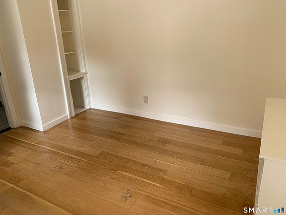 4th image of 424 Dixwell Ave #1