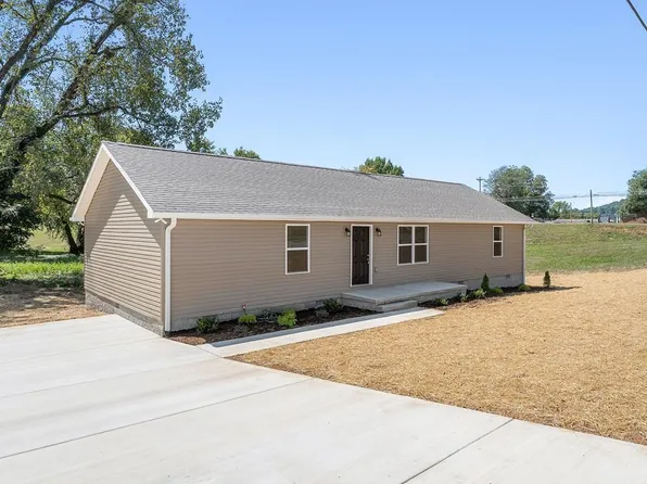715 Apple Dr, Livingston, TN 38570