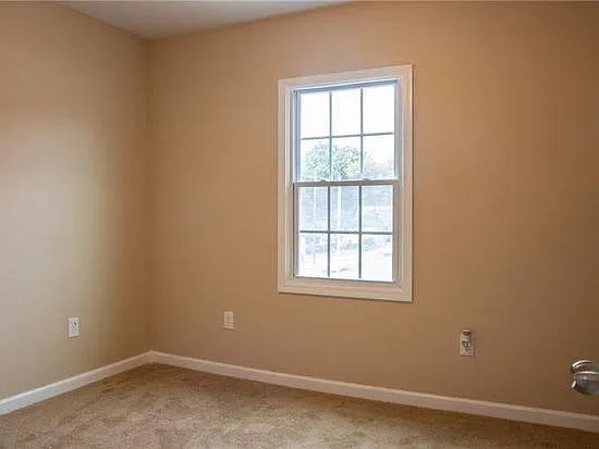 1594 Jonesboro Rd SE — Photo 9