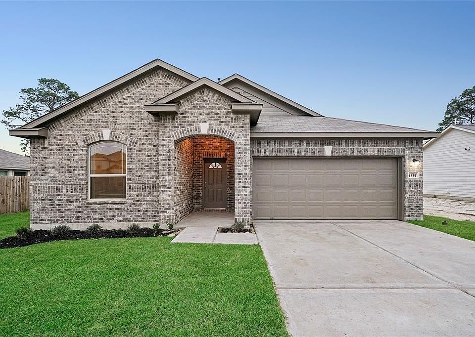 1st image of 1110 Brahma Cir