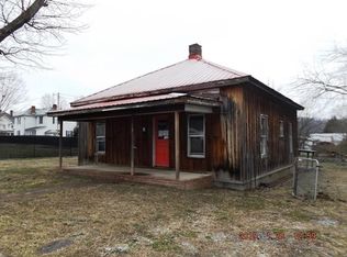 215 Carolina Ave, Erwin, TN 37650