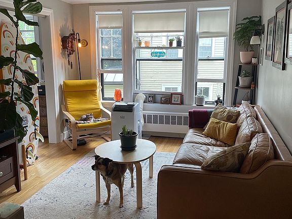 4th image of 134 South St #8
