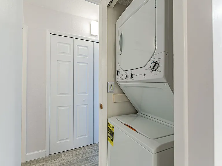 800 S Gulfview Blvd #203 — Photo 7