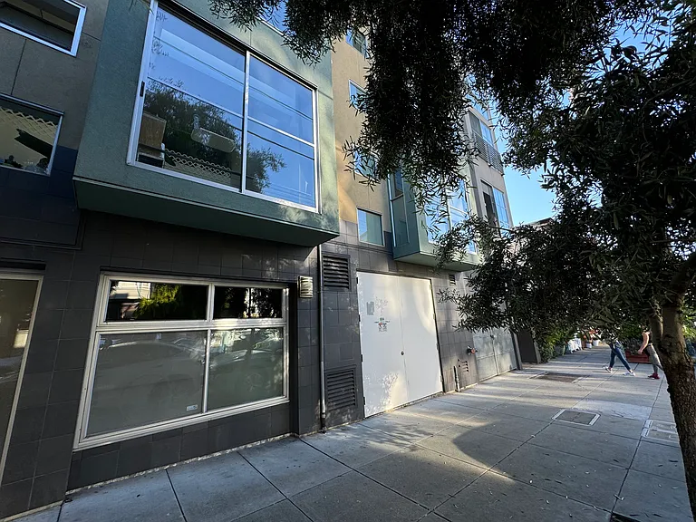 2412 Harrison St #203 — Photo 21