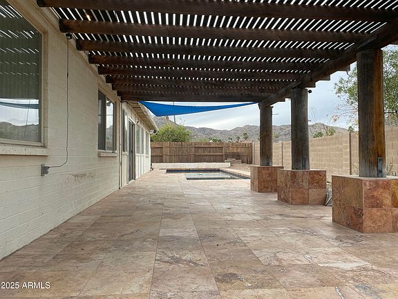 3rd image of 4416 E CAPISTRANO Avenue