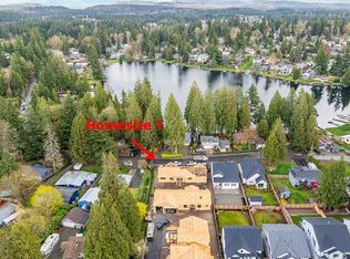 25933 216th Pl SE, Maple Valley, WA 98038