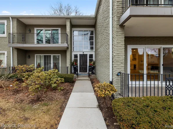 1111 N Old Woodward Ave Unit 23, Birmingham, MI 48009
